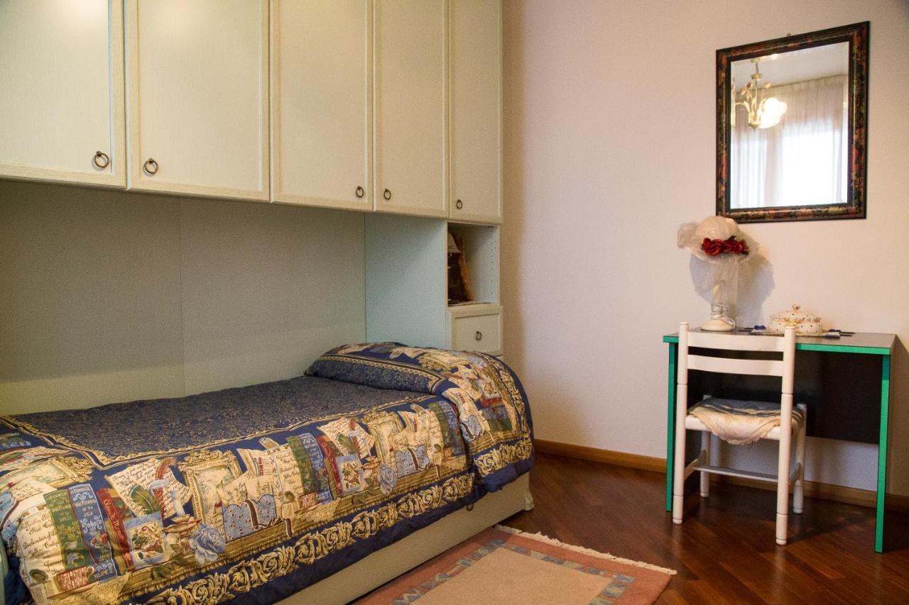 B&B Nuovo Paradiso Pescia Exteriör bild