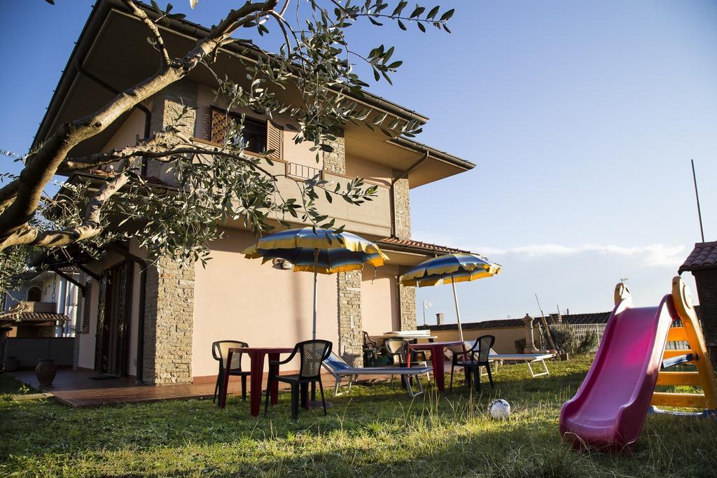 B&B Nuovo Paradiso Pescia Exteriör bild