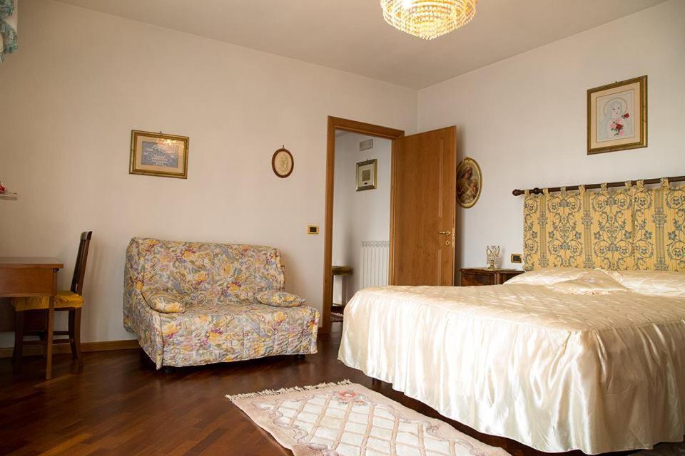 B&B Nuovo Paradiso Pescia Exteriör bild