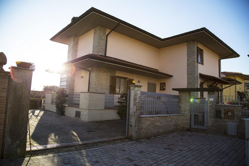 B&B Nuovo Paradiso Pescia Exteriör bild