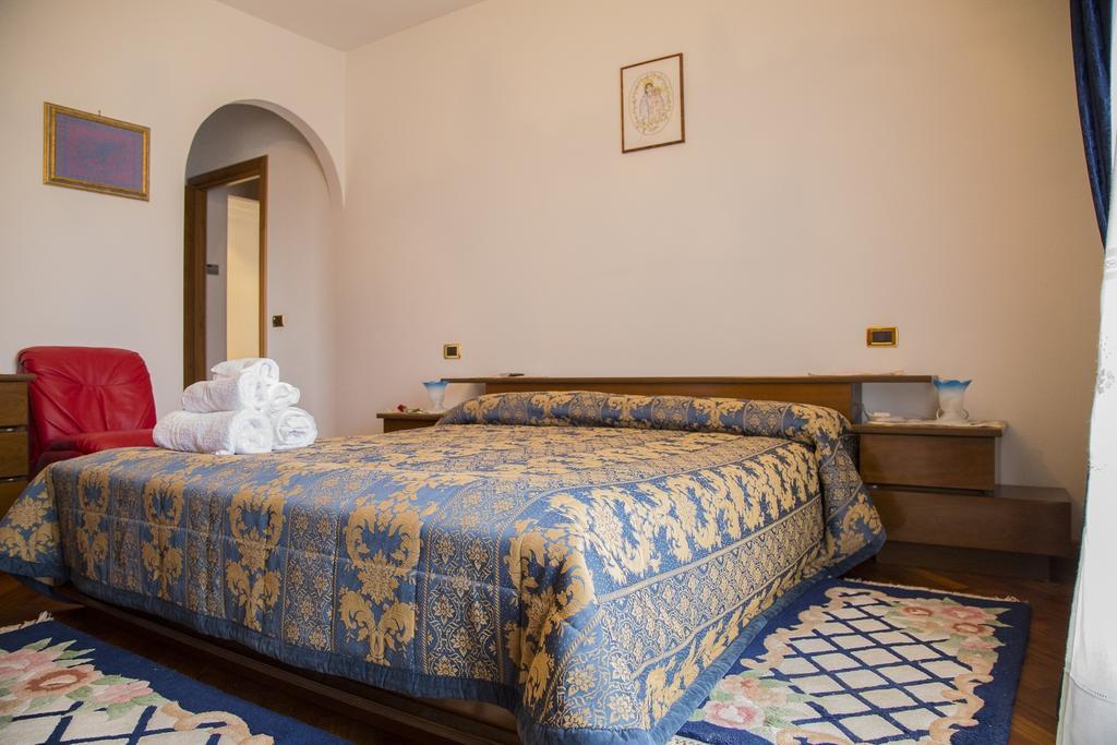 B&B Nuovo Paradiso Pescia Rum bild