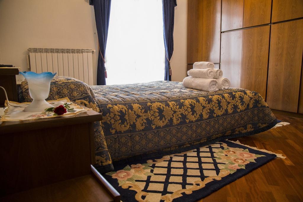 B&B Nuovo Paradiso Pescia Rum bild