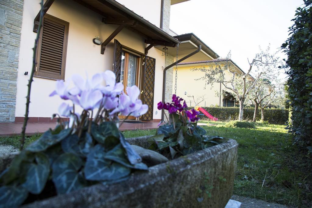 B&B Nuovo Paradiso Pescia Exteriör bild